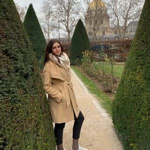 Meet your Posher, Anna